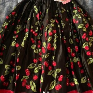 #Full circle #cherry print #pinup